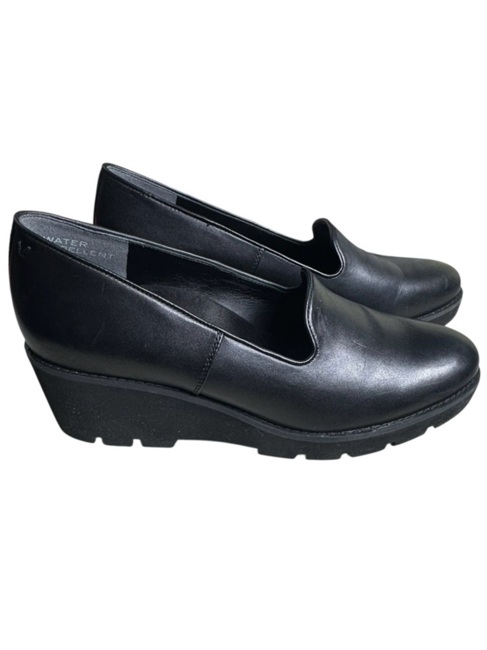 Vionic Women’s Black Leather Willa Wedge Slip On Shoes. Size 11